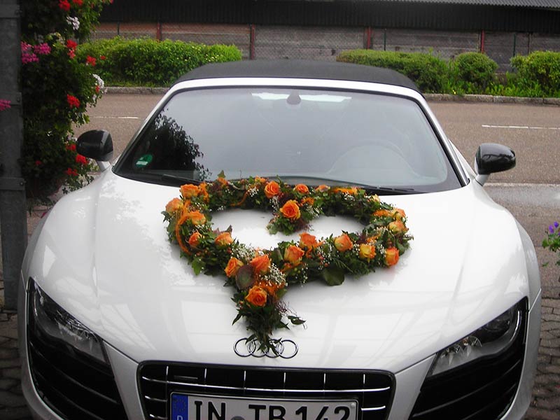gebundenes Herz in orange