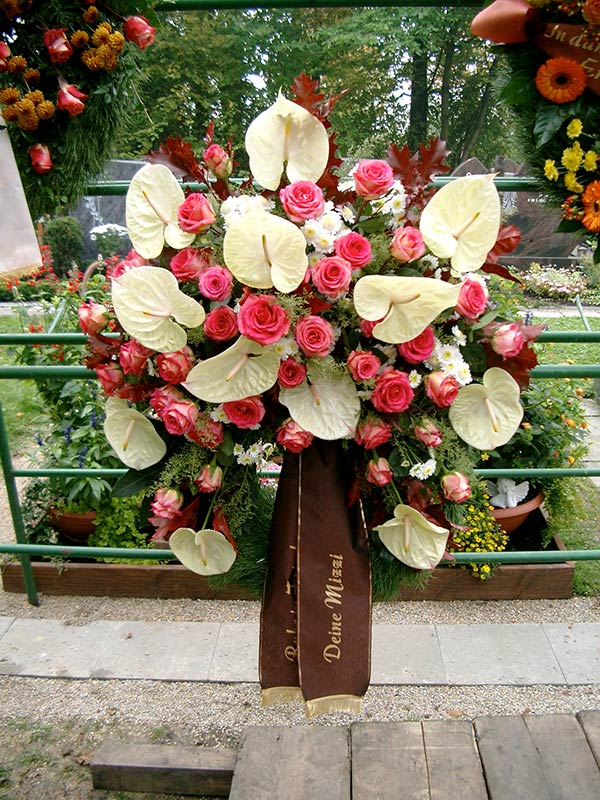 Rosen mit Anthurien